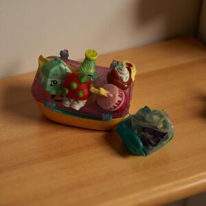 #11 Shopkins Blind Shopping Basket Seasons 1-4 Random Lot Rare Ultra Rare